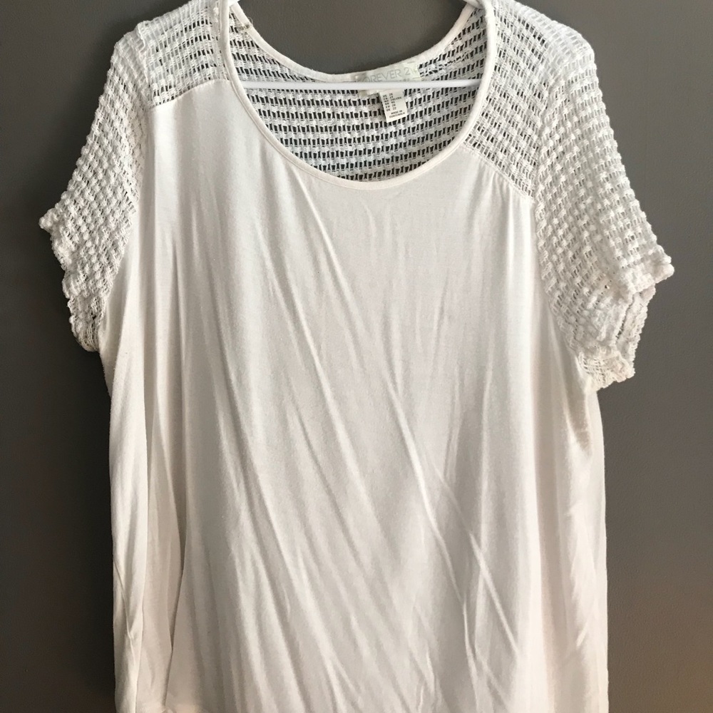 Everyone needs a white tee shirt!